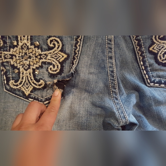 Miss Me Jeans - Picture 10 of 12